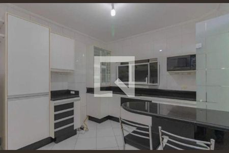 Casa à venda com 3 quartos, 280m² em Vila Lutécia, Santo André