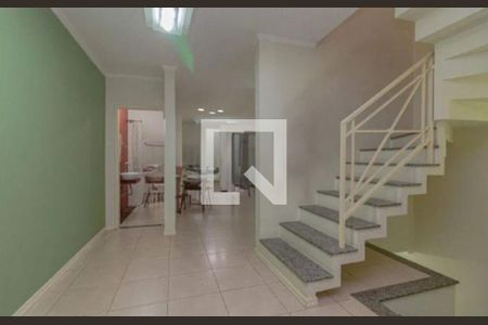 Casa à venda com 3 quartos, 280m² em Vila Lutécia, Santo André