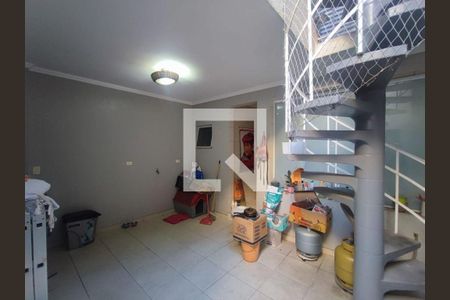 Casa à venda com 4 quartos, 183m² em Conjunto Residencial Pombeva, São Bernardo do Campo