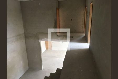 Casa à venda com 4 quartos, 319m² em Parque dos Passaros, São Bernardo do Campo