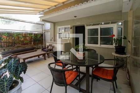 Quintal da frente de casa de condomínio à venda com 3 quartos, 120m² em Barra da Tijuca, Rio de Janeiro