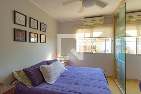 Quarto 1 de casa de condomínio à venda com 4 quartos, 98m² em Harmonia, Canoas