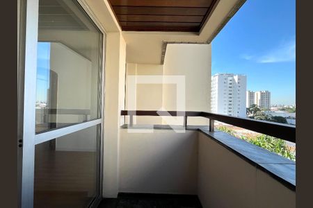 Varanda  de apartamento à venda com 2 quartos, 70m² em Vila Alexandria, São Paulo
