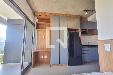 Sala e quarto de kitnet/studio para alugar com 1 quarto, 22m² em Paraíso, São Paulo