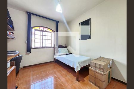 Quarto 3 de casa à venda com 5 quartos, 245m² em Sagrada Família, Belo Horizonte