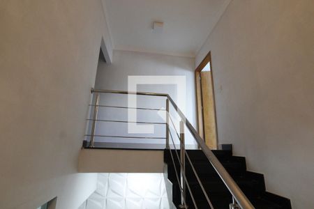 Escada de casa para alugar com 3 quartos, 210m² em Jardim Atlantico, Goiânia