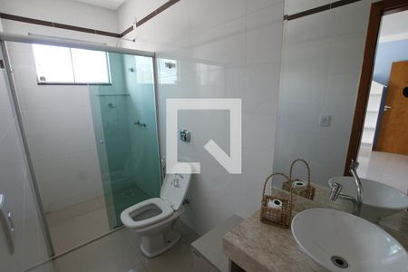Banheiro da Suíte 1 de casa para alugar com 3 quartos, 210m² em Jardim Atlantico, Goiânia