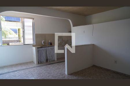 Casa de condomínio para alugar com 35m², 1 quarto e sem vagaSala