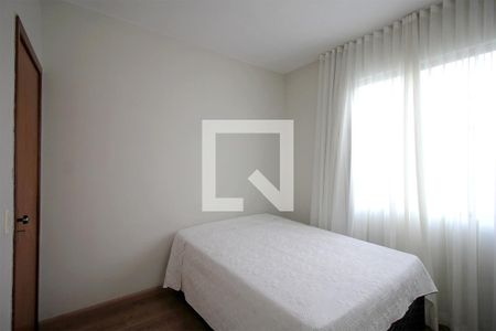 Quarto 1 de apartamento para alugar com 3 quartos, 80m² em Palmares, Belo Horizonte