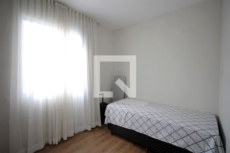 Quarto 2 de apartamento para alugar com 3 quartos, 80m² em Palmares, Belo Horizonte