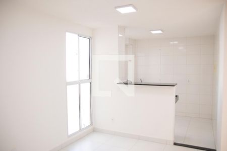 Sala de apartamento para alugar com 2 quartos, 54m² em Recreio Panorama, Goiânia