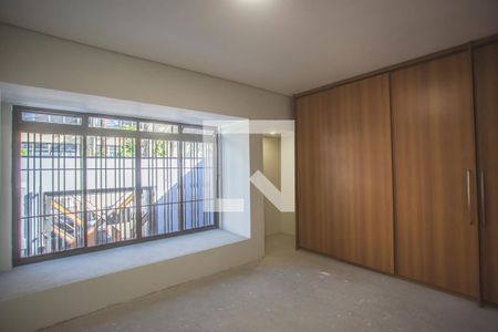 Suíte de casa à venda com 4 quartos, 194m² em Vila Clementino, São Paulo