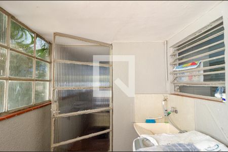 Casa à venda com 190m², 3 quartos e 1 vaga Casa à venda com 190m², 3 quartos e 1 vagaLavanderia