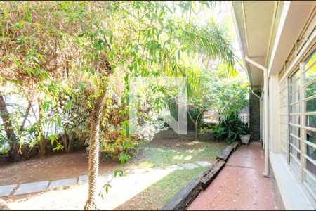 Casa à venda com 190m², 3 quartos e 1 vaga Casa à venda com 190m², 3 quartos e 1 vagaEntrada