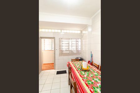 Casa à venda com 190m², 3 quartos e 1 vaga Casa à venda com 190m², 3 quartos e 1 vagaCozinha