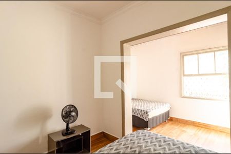 Casa à venda com 190m², 3 quartos e 1 vaga Casa à venda com 190m², 3 quartos e 1 vagaSuíte