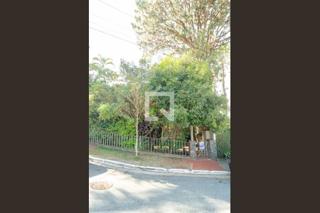 Casa à venda com 190m², 3 quartos e 1 vaga Casa à venda com 190m², 3 quartos e 1 vagaFachada