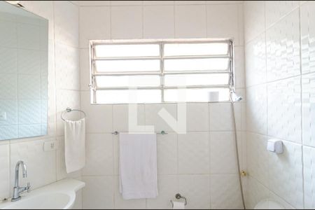 Casa à venda com 190m², 3 quartos e 1 vaga Casa à venda com 190m², 3 quartos e 1 vagaBanheiro da Suíte