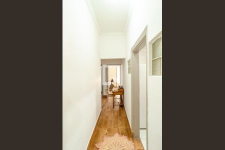 Casa à venda com 190m², 3 quartos e 1 vaga Casa à venda com 190m², 3 quartos e 1 vagaCorredor