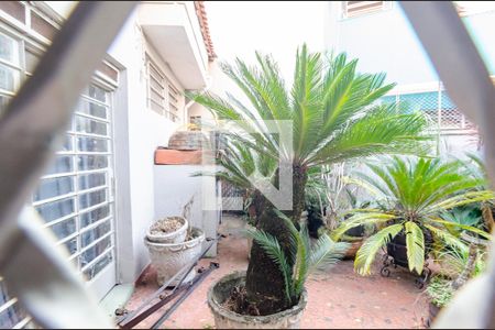 Casa à venda com 190m², 3 quartos e 1 vaga Casa à venda com 190m², 3 quartos e 1 vagaVista do Quarto 2