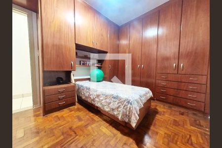 Quarto 2 de casa à venda com 5 quartos, 400m² em São Domingos, São Paulo