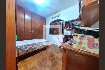 Quarto 2 de casa à venda com 5 quartos, 400m² em São Domingos, São Paulo