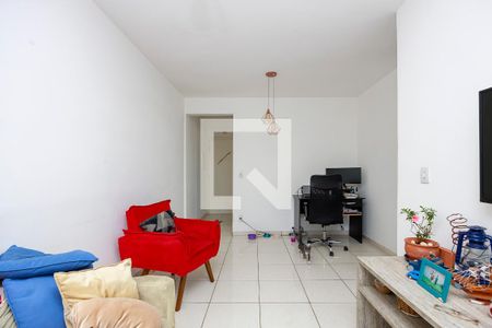 Sala de apartamento para alugar com 3 quartos, 65m² em Vila das Belezas, São Paulo