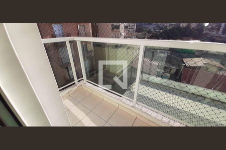 Apartamento à venda com 57m², 2 quartos e 1 vaga Apartamento à venda com 57m², 2 quartos e 1 vagaSacada do Quarto 1