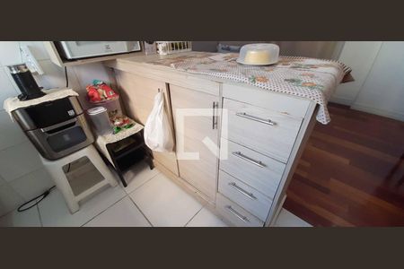 Apartamento à venda com 57m², 2 quartos e 1 vaga Apartamento à venda com 57m², 2 quartos e 1 vagaCozinha