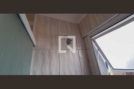 Apartamento à venda com 57m², 2 quartos e 1 vaga Apartamento à venda com 57m², 2 quartos e 1 vagaBanheiro