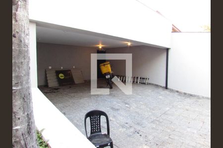 Garagem de casa à venda com 5 quartos, 610m² em Jardim Panorama, São Paulo