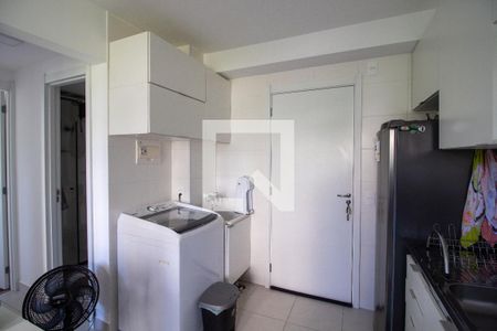 Cozinha de apartamento para alugar com 2 quartos, 32m² em Jardim Celeste, São Paulo