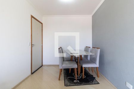 Sala de apartamento para alugar com 2 quartos, 58m² em Jardim Santa Emília, São Paulo