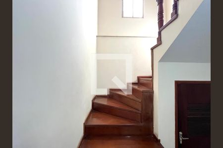 Escada de casa à venda com 3 quartos, 250m² em Vila Santa Catarina, São Paulo