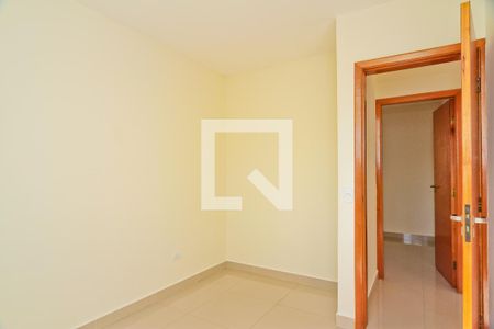 Quarto 1 de apartamento para alugar com 2 quartos, 50m² em Vila Palmeiras, São Paulo