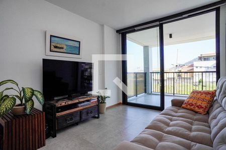 Sala de apartamento para alugar com 2 quartos, 85m² em Piratininga, Niterói