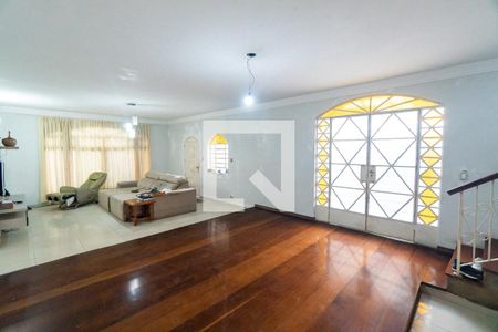 Sala de casa para alugar com 4 quartos, 288m² em Jardim Jabaquara, São Paulo