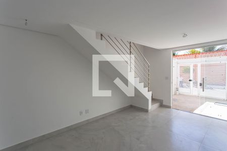 Sala  de casa à venda com 2 quartos, 112m² em Planalto, Belo Horizonte