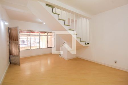 Sala de casa à venda com 3 quartos, 120m² em Vila Regente Feijó, São Paulo