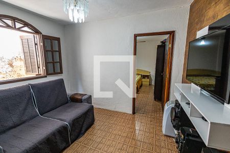Sala de casa à venda com 3 quartos, 170m² em Jaqueline, Belo Horizonte