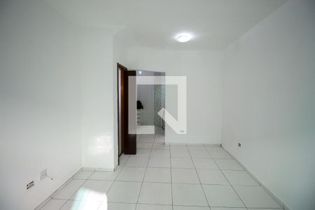 Sala de casa de condomínio para alugar com 2 quartos, 60m² em Itaquera, São Paulo
