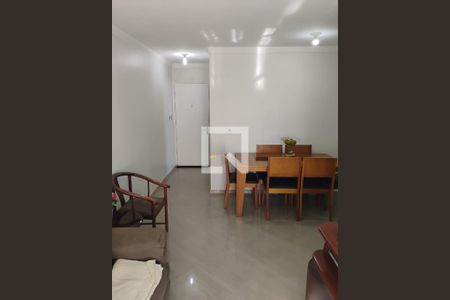 Apartamento à venda com 2 quartos, 57m² em Vila Carmosina, São Paulo