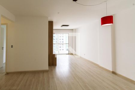 Apartamento para alugar com 108m², 3 quartos e 1 vagaSala
