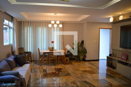 Sala de casa de condomínio à venda com 3 quartos, 185m² em Tijuco, Contagem