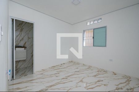 Suíte de casa para alugar com 1 quarto, 21m² em Jardim Oriental, São Paulo