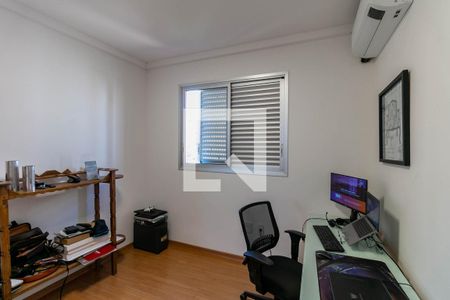Quarto de apartamento à venda com 4 quartos, 140m² em Jaraguá , Belo Horizonte
