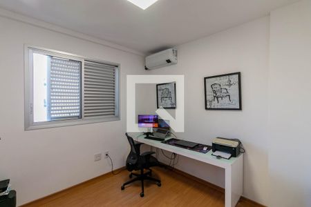 Apartamento à venda com 4 quartos, 140m² em Jaraguá , Belo Horizonte