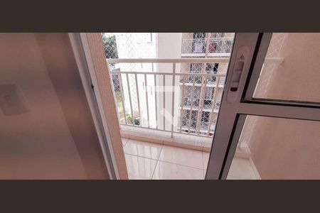 Sacada de apartamento para alugar com 2 quartos, 55m² em Padroeira, Osasco