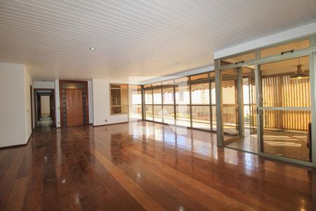 Sala de apartamento à venda com 4 quartos, 310m² em Cambuí, Campinas