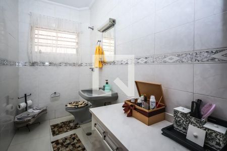 Lavabo de casa para alugar com 5 quartos, 225m² em Vila Vera, São Paulo